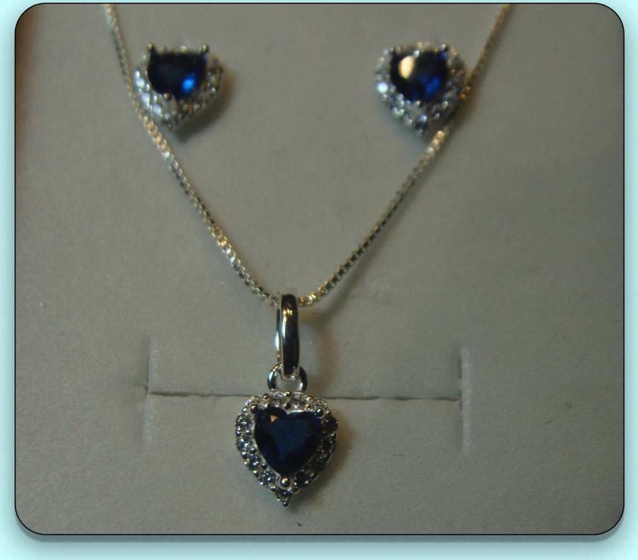 Conjunto coração azul escuro